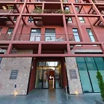 公寓 Modern Luxury In 地拉那